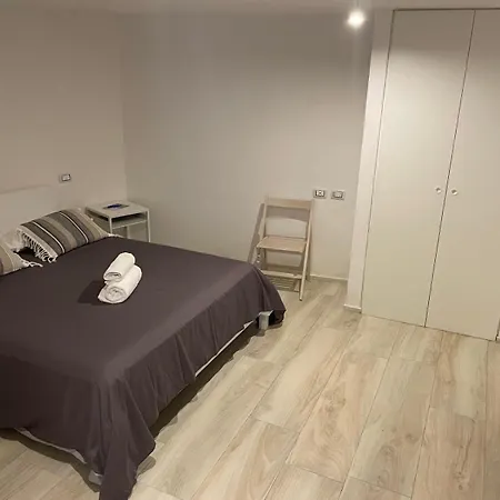 Carlotta Guest house